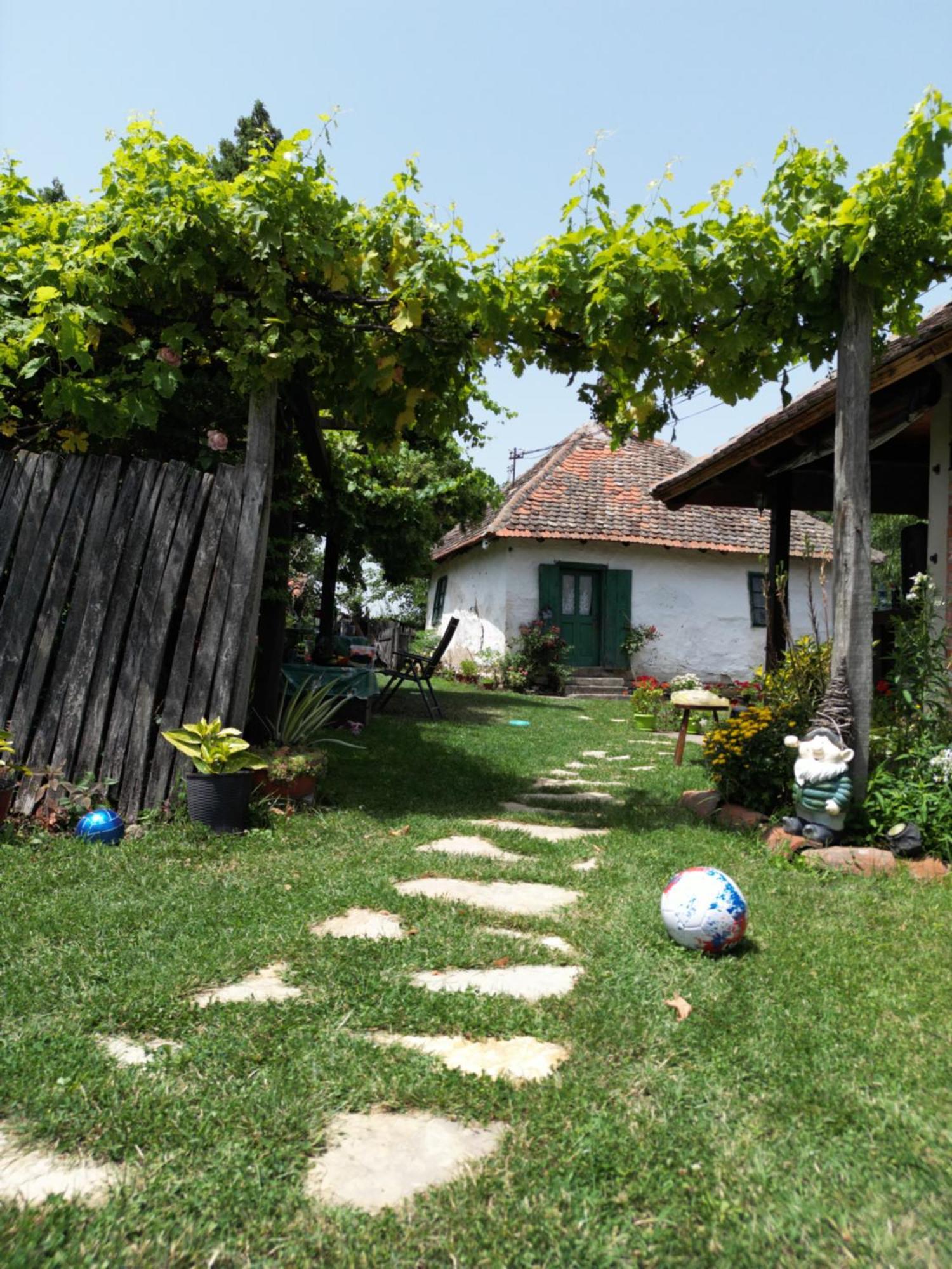 Gajica Konak-Orasac Aranđelovac Exterior foto